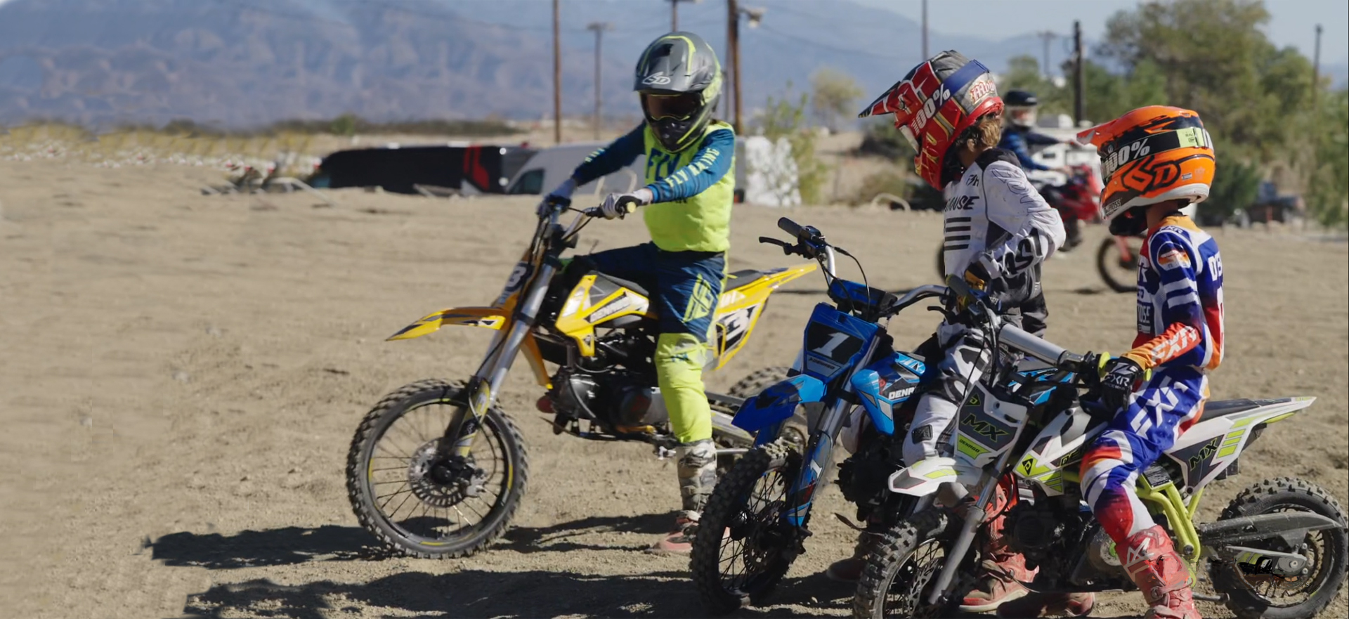 DENAGO MX4 DIRT BIKE